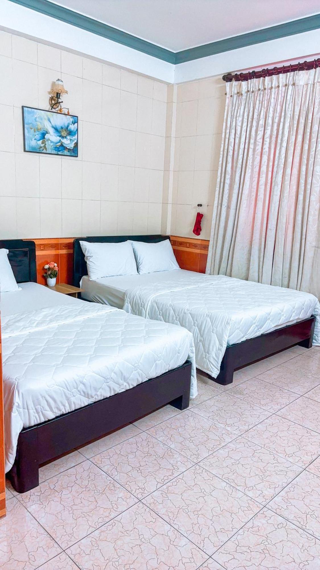 Hong Ha Guest House Hue Exterior photo